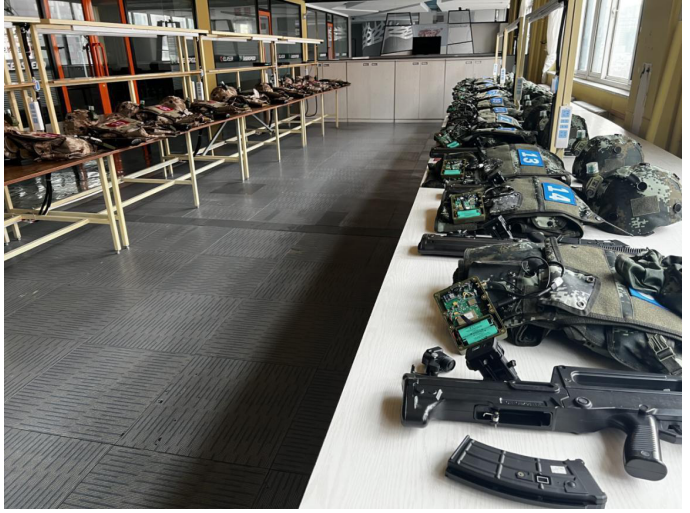 屏幕快照 2022-04-25 17.42.11.png 屏幕快照 2022-04-25 17.42.11.png