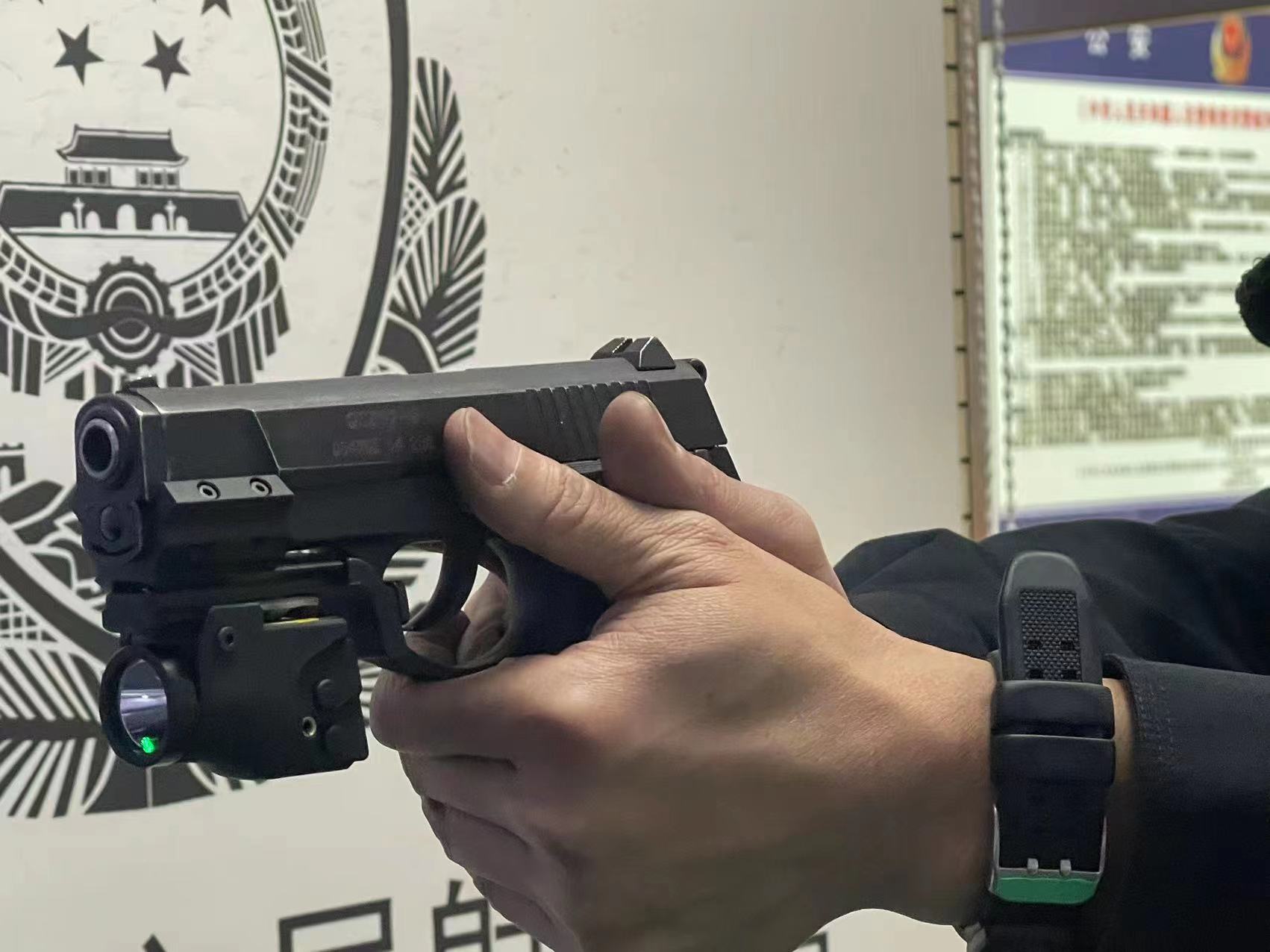 12d7537a05977428c0f270031998b7d.jpg 12d7537a05977428c0f270031998b7d.jpg